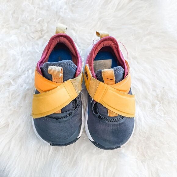 🍋 Nike • Little Kids’ Flex Advance Hook & Loo9p Closure Size 6C - Picture 3 of 8